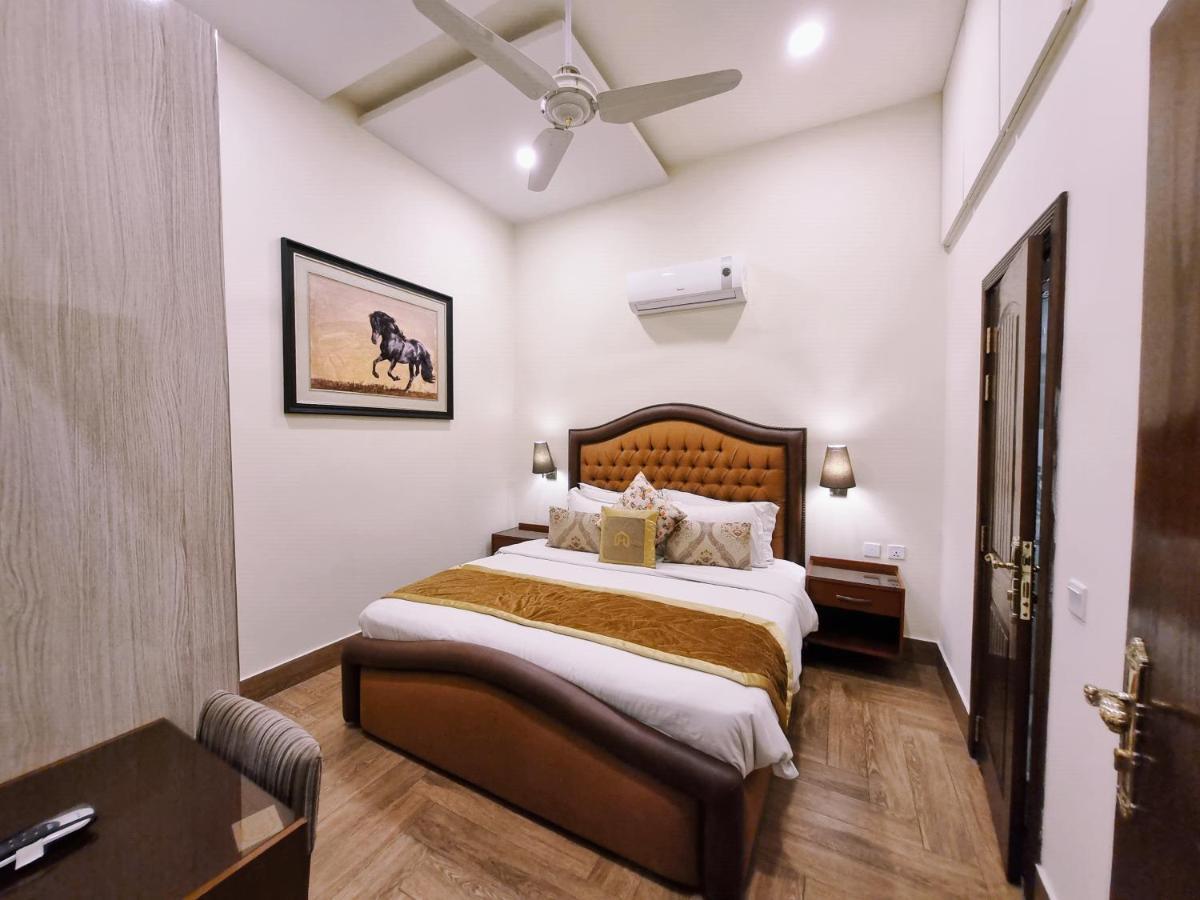 Hayyat Luxury Hotel Suites Lahore Exterior foto